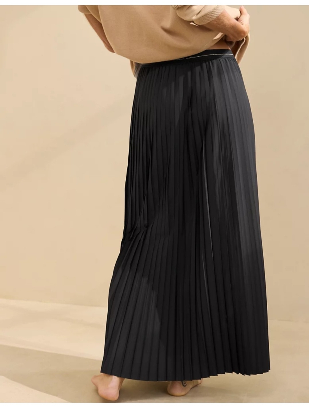 aerie Balletcore Maxi Skirt, Black Pleated, XL - Picture 7 of 8
